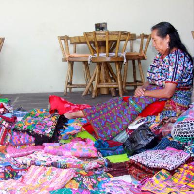 R Guat Antigua Artists Market 40 35858223602 O