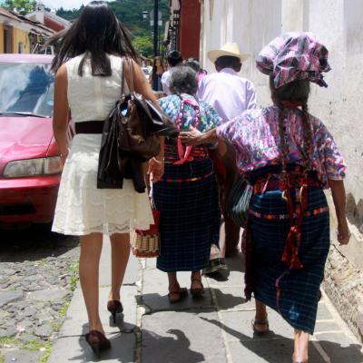 R Guat Antigua Artists Market 44 36029365815 O