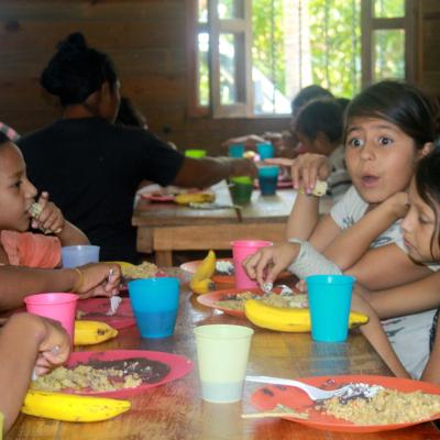 R Guat Community Lunch Day 20 35858423322 O