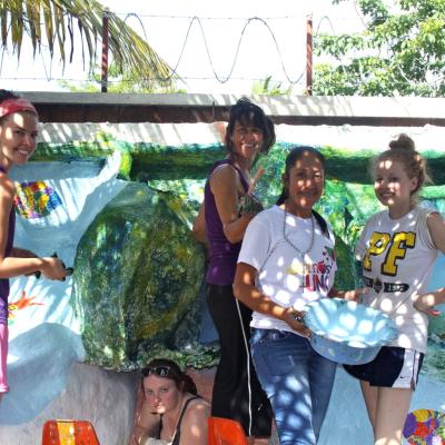 R Guat Fountain Mural 19 35219247753 O