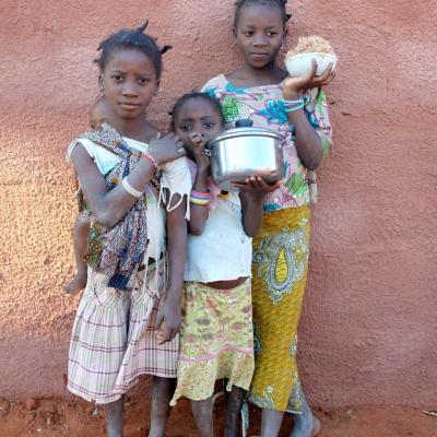 R Mozam Portraits And Pemba Beach 11 35638248510 O