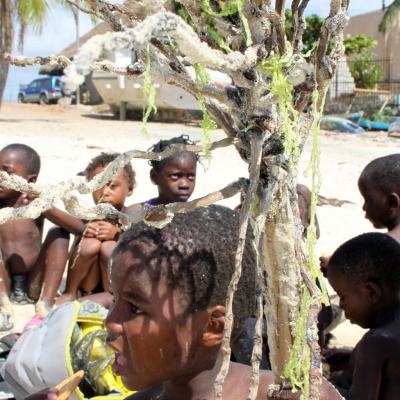 R Mozam Portraits And Pemba Beach 27 35893978901 O