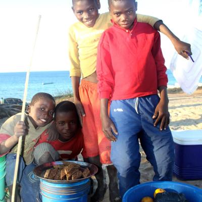 R Mozam Portraits And Pemba Beach 31 35188031104 O
