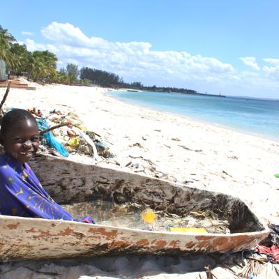 R Mozam Portraits And Pemba Beach 34 35217326273 O