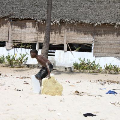 R Mozam Portraits And Pemba Beach 37 35638212700 O