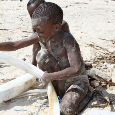 R Mozam Portraits And Pemba Beach 43 35638207710 O