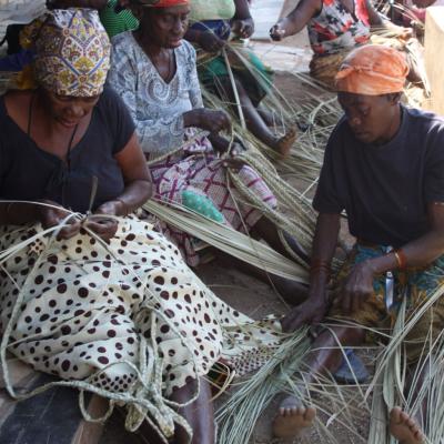 Mozambique Iris Arts 072