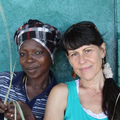 Mozambique Iris Arts 079