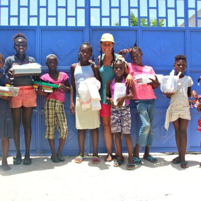 R Haiti Art Kids Of The King 02 35896056331 O