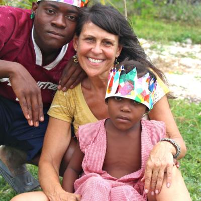R Haiti Art Kids Of The King 37 35858697312 O