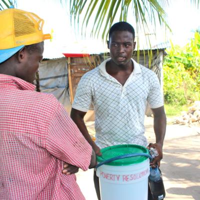 R Haiti Madi Drop Clean Water System 08 35911527981 O