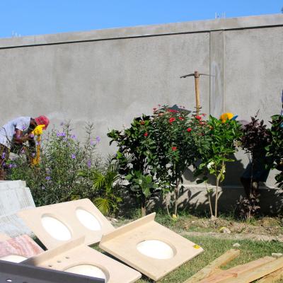 R Haiti The Compound Faces And Places 11 35235349613 O